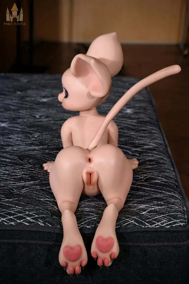 Picture of Dolls Castle 100CM SZ17 Fur Fapdolls Cream Mouse Silicone Doll