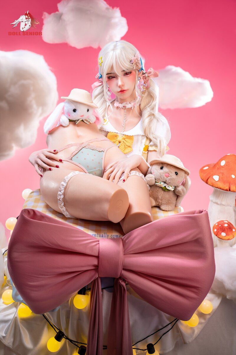 Picture of Doll Senior 170cm/5ft7 G-cup Silicone Sex Doll – Linsha (Real Skin Texture Version)