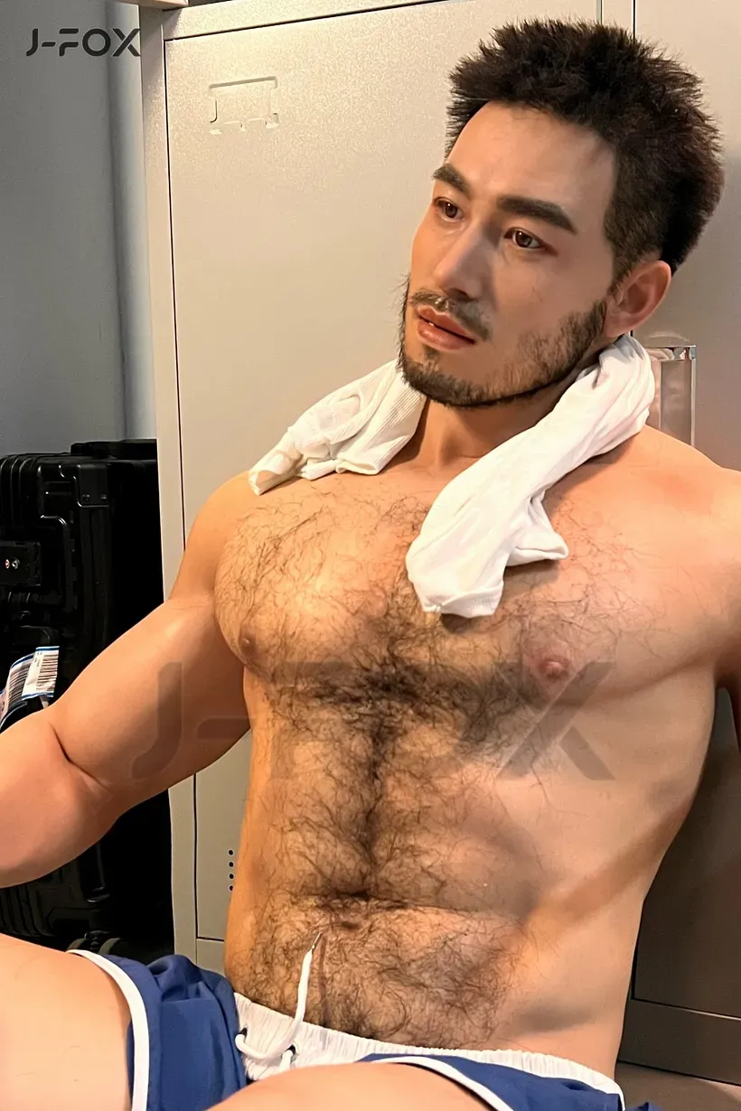 Picture of J-fox 180cm / 5'10.9" Axiong Silicone Male Sex Doll